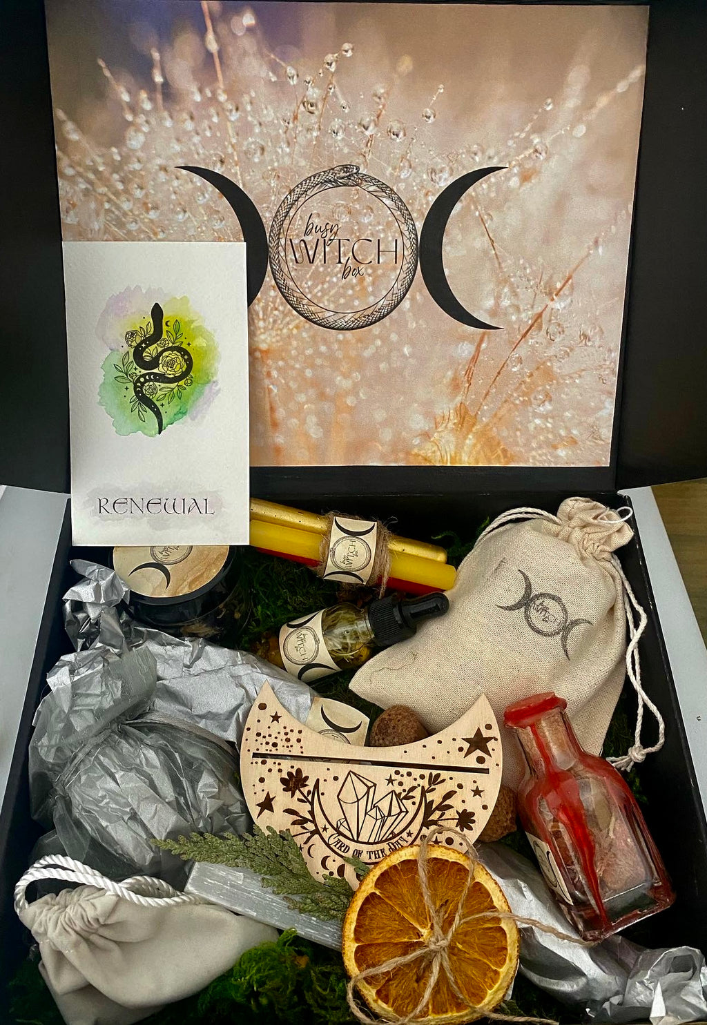 Wheel of the Year Subscription Box | All 8 Sabbats | Busy Witch Box