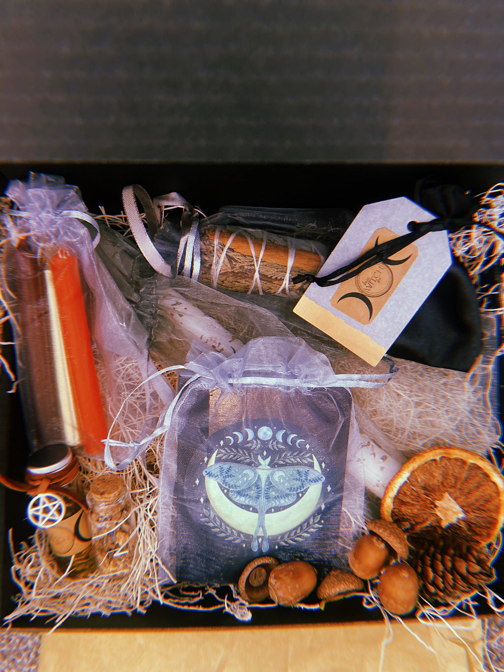 Busy Witch Box - The Moons