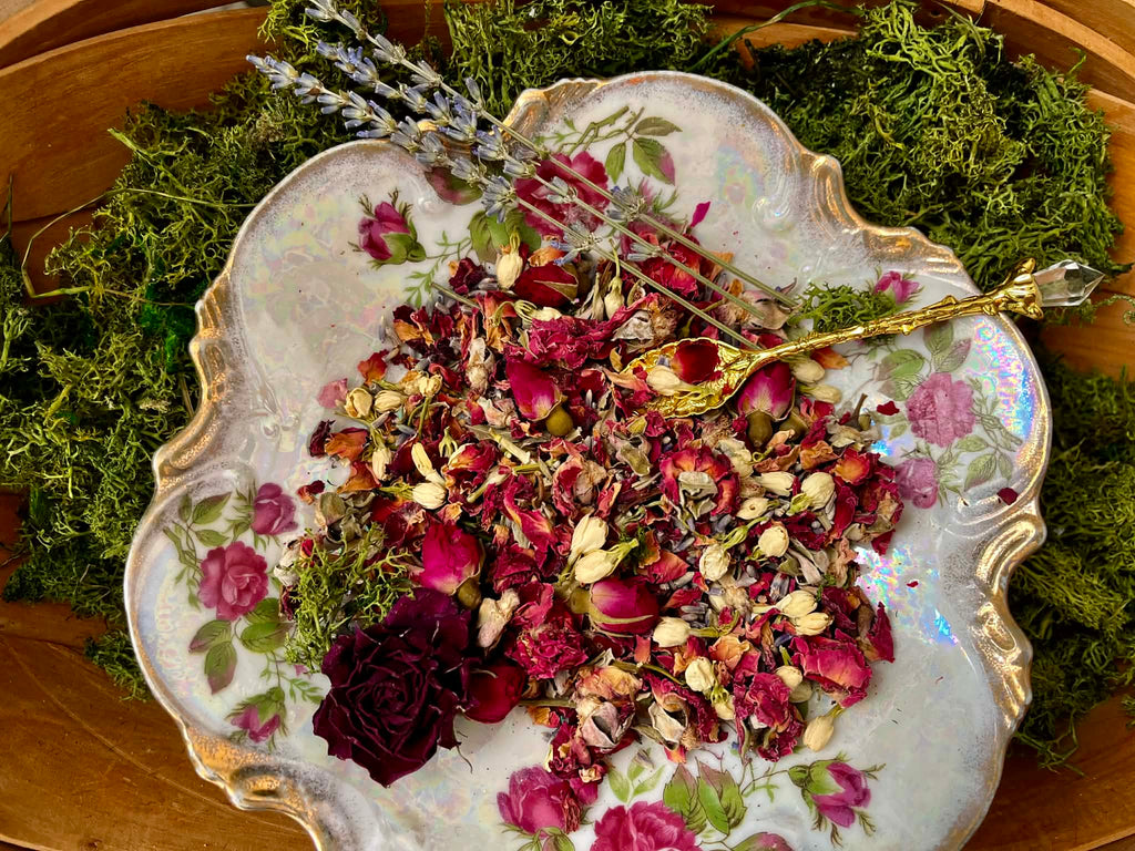 Aphrodite Love Spell Set | Witchcraft Ritual Kit for Love & Self Love