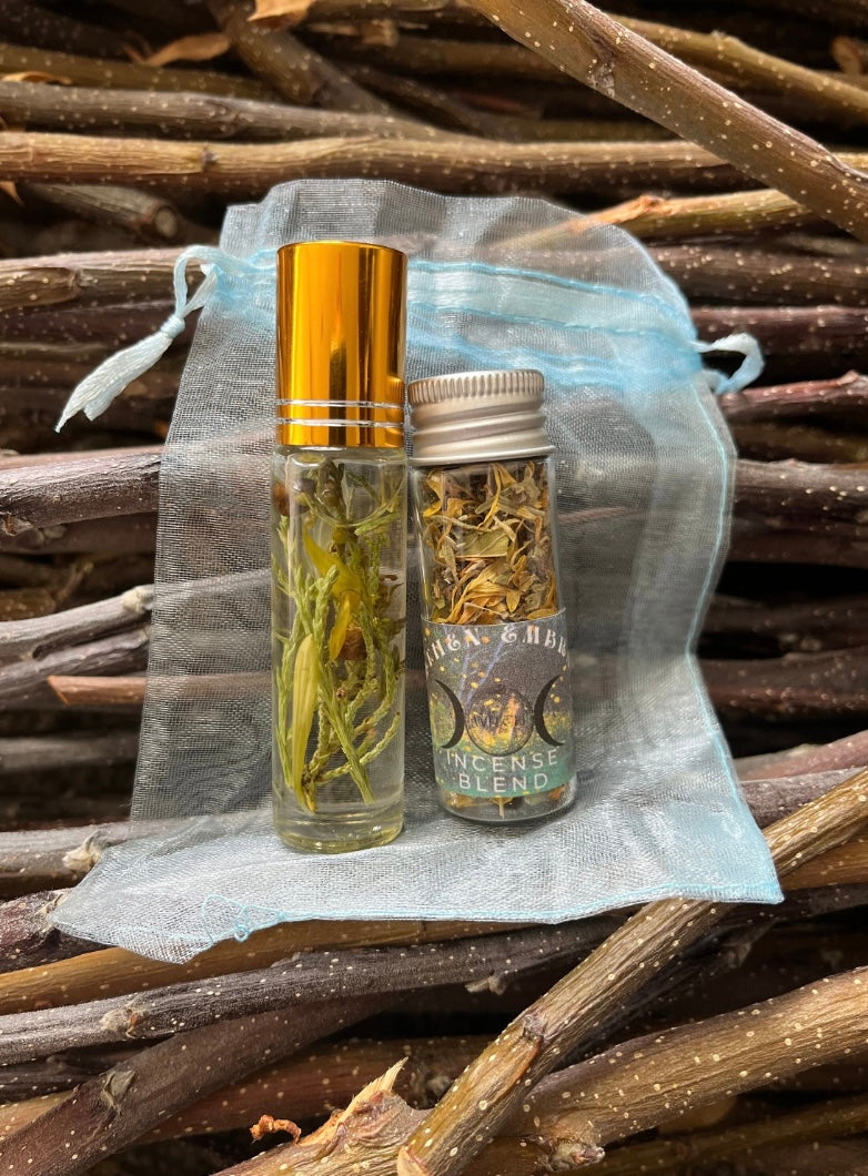 Taurus Zodiac Gift Set and Season of Taurus Spell Work set! Prosperity and Abundance of Taurus. Anointing Oil, Incense,Candles,Altar Card.